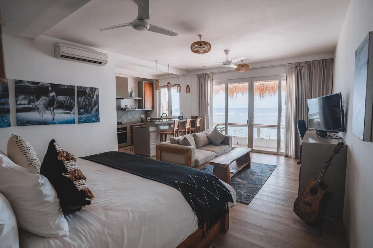 Legends Beachfront Resort Uluwatu Exterior foto